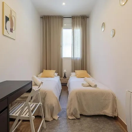 Sagrada Familia Apartment Barcellona Esterno foto