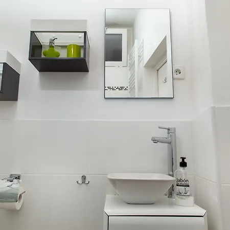 Sagrada Familia Apartment Barcellona Esterno foto